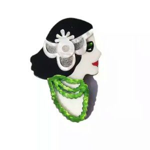 ELEGANT VINTAGE HOLLYWOOD Inspired Fashion Brooch - Retro Aesthetic Italy Style